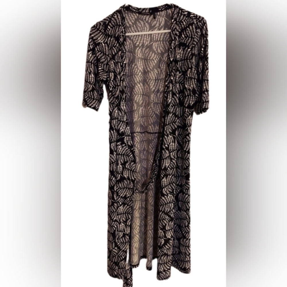 Vintage wrap dress by Daisy Fuentes- black and white - Picture 6 of 10